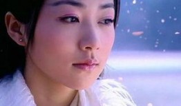 锦鲤女星被爆料视频播放,网络舆论风波再起