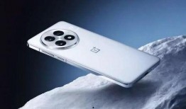 一加15最新爆料消息,性能与设计双突破，揭秘最新爆料亮点！”