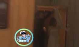 向佐新一波爆料视频,独家爆料背后的故事与情感点滴