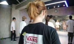 热点爆料视频创业,揭秘热点爆料视频背后的商业秘密